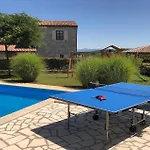 Villa Una Vikendica Vizinada
