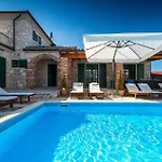 Vikendica Villa Una