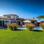 Villa Una Vikendica