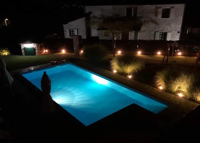 Semesterbostad Villa Una Vižinada