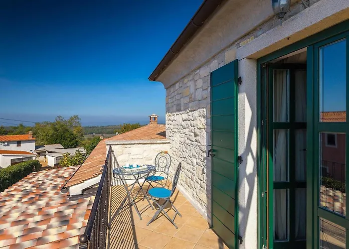 Semesterbostad Villa Una *