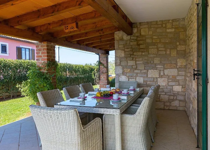 Villa Una Semesterbostad Vižinada