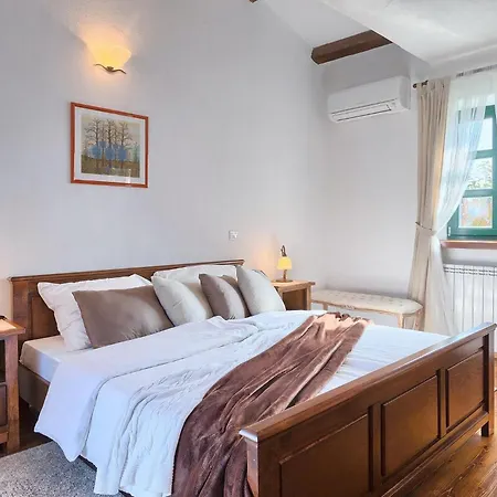 Сasa de vacaciones Villa Una