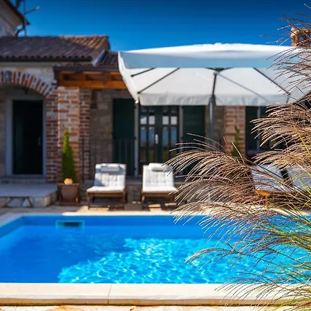 Nyaraló Villa Una Vižinada