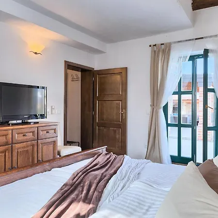 Villa Una Nyaraló *